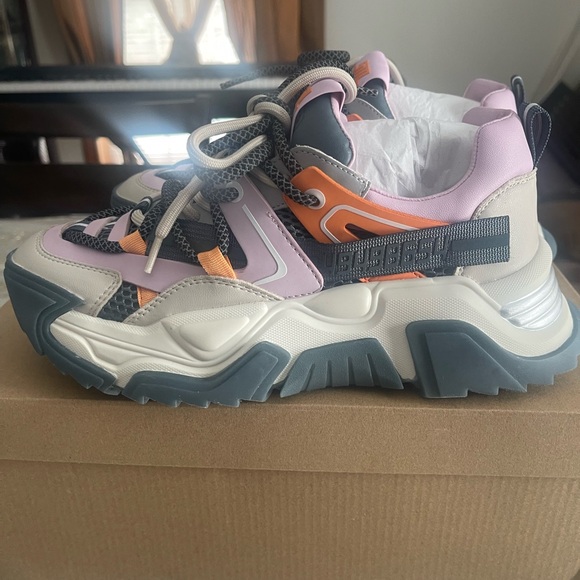 NWB Steve Madden women’s power chunky lace up running sneakers size 7 - Picture 11 of 15